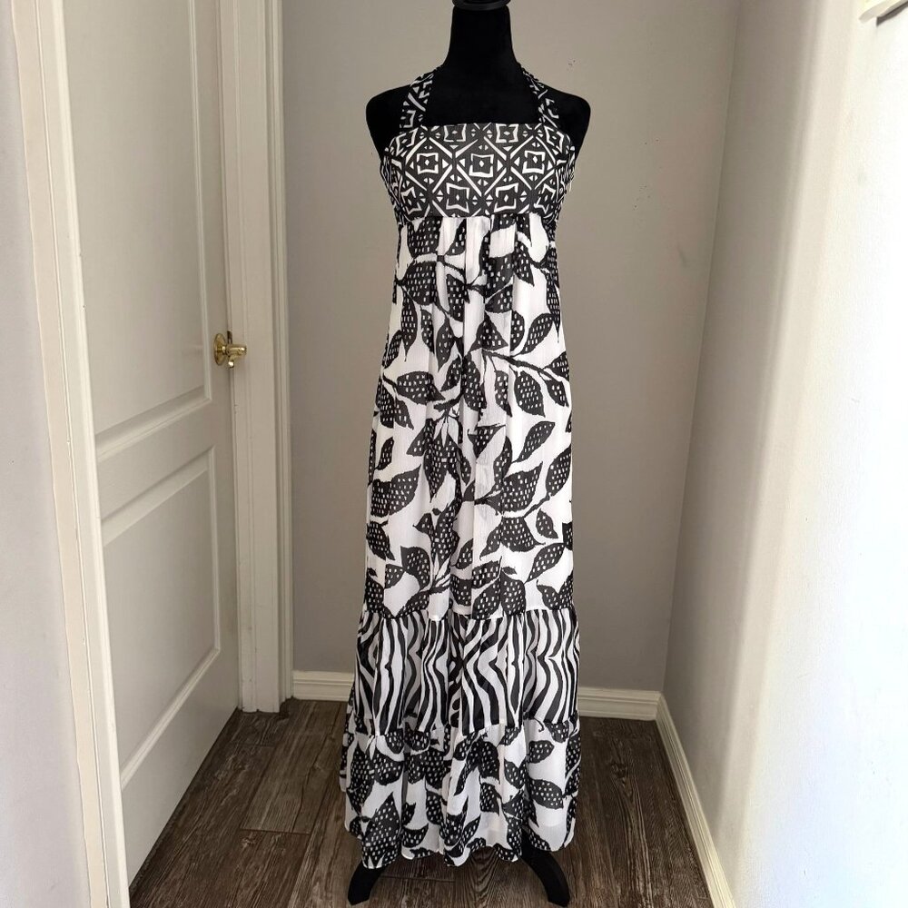 White House Black Market Halter Maxi Dress 6 Black White Vacation Resortwear